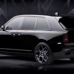 Представлен впечатляющий внедорожник Rolls-Royce Cullinan в отделке Black Badge