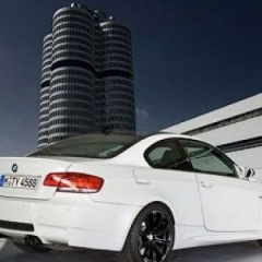 BMW представила спецверсию купе M3