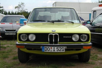 4 дв. седан 528i  184 / 5800 4МКПП с 1977 по 1981 BMW 5 серия E12