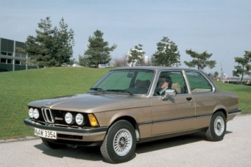 2 дв. седан 323i 143 / 5800 5МКПП с 1981 по 1983 BMW 3 серия E21