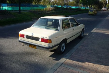 2 дв. седан 320 122 / 6000 5МКПП с 1977 по 1983 BMW 3 серия E21