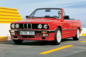 BMW Е30: эволюция вместо революции BMW 3 серия E30