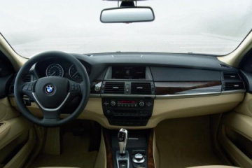 BMW X5. Известная величина BMW X5 серия E70
