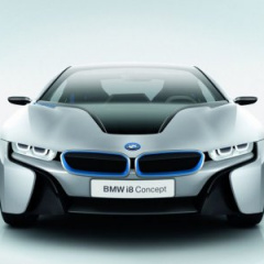 Цена гибридного спорткара BMW i8 – более 100 тыс. евро