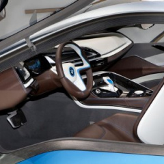 Цена гибридного спорткара BMW i8 – более 100 тыс. евро