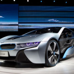 Цена гибридного спорткара BMW i8 – более 100 тыс. евро