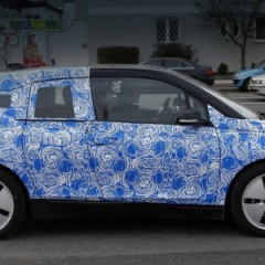 BMW i3 REx был застукан фотошпионами на заправке