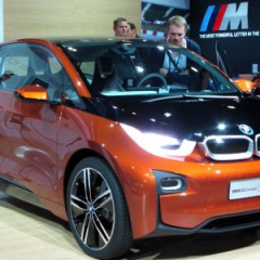 Начало продаж BMW i3