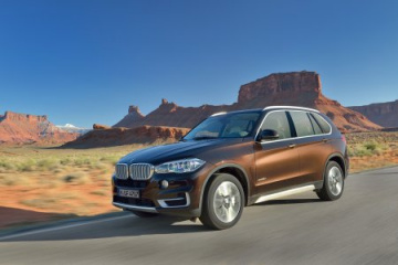 Скрип крышки багажника BMW X5 серия F15