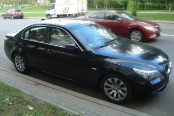 Продам BMW 520 E-60 2008Г черный седан все опции BMW 5 серия E60-E61