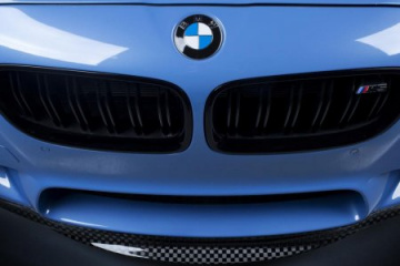 Видео: BMW M4 CSL преследует Lamborghini Huracan STO в скоростном заезде по автобану BMW M серия Все BMW M