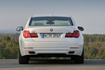 BMW SERIE 7 TEST DRIVE YELLOW BMW 7 серия F01-F02