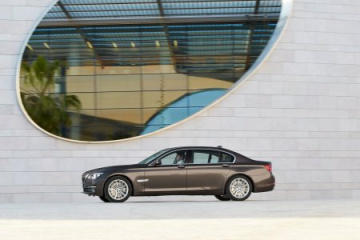 BMW 7-series test drive BMW 7 серия F01-F02