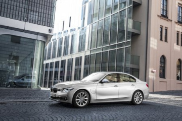 BMW F30 течь тормозной жидкости с главного вакуума BMW 3 серия F30-F35