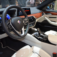 BMW Alpina B5 Touring G31- самый быстрый универсал на автосалоне в Женеве