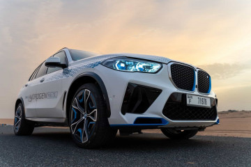 BMW iX5 в тестах на ускорение