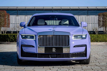 Rolls-Royce представляет свои первые автомобили, собранные на заказ в Китае BMW Rolls-Royce Rolls-Royce