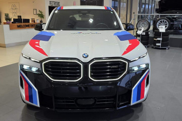 BMW XM в стиле BMW Motorsport